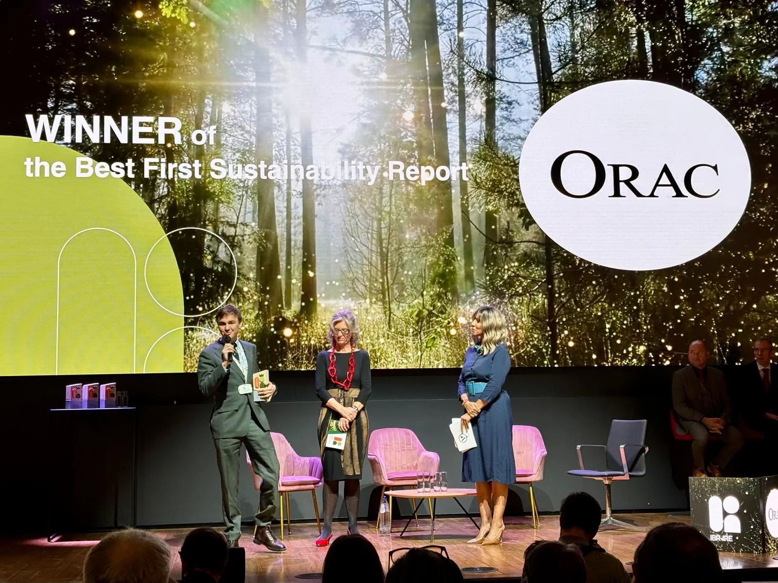 winnaar van het eerste sustainability rapport